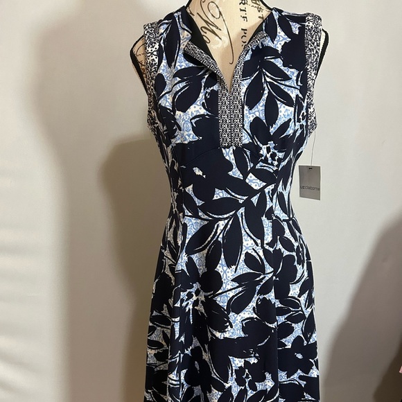 Liz Claiborne Navy and White Floral Sleeveless Summer Dress. New with tag. Size4 - Picture 1 of 11